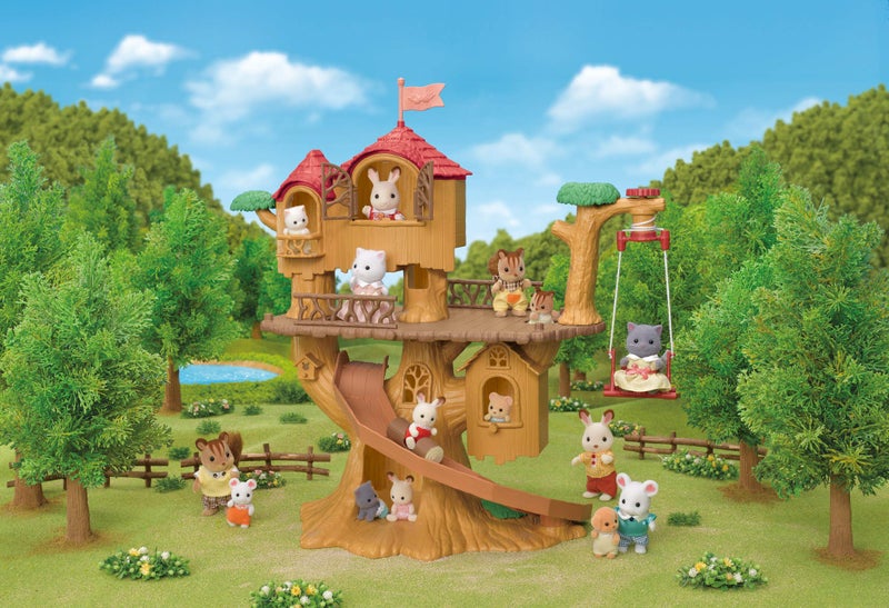 Calico Critters Adventure Treehouse Gift Set, Collectible Dollhouse, Figure and Accessories - Image 4